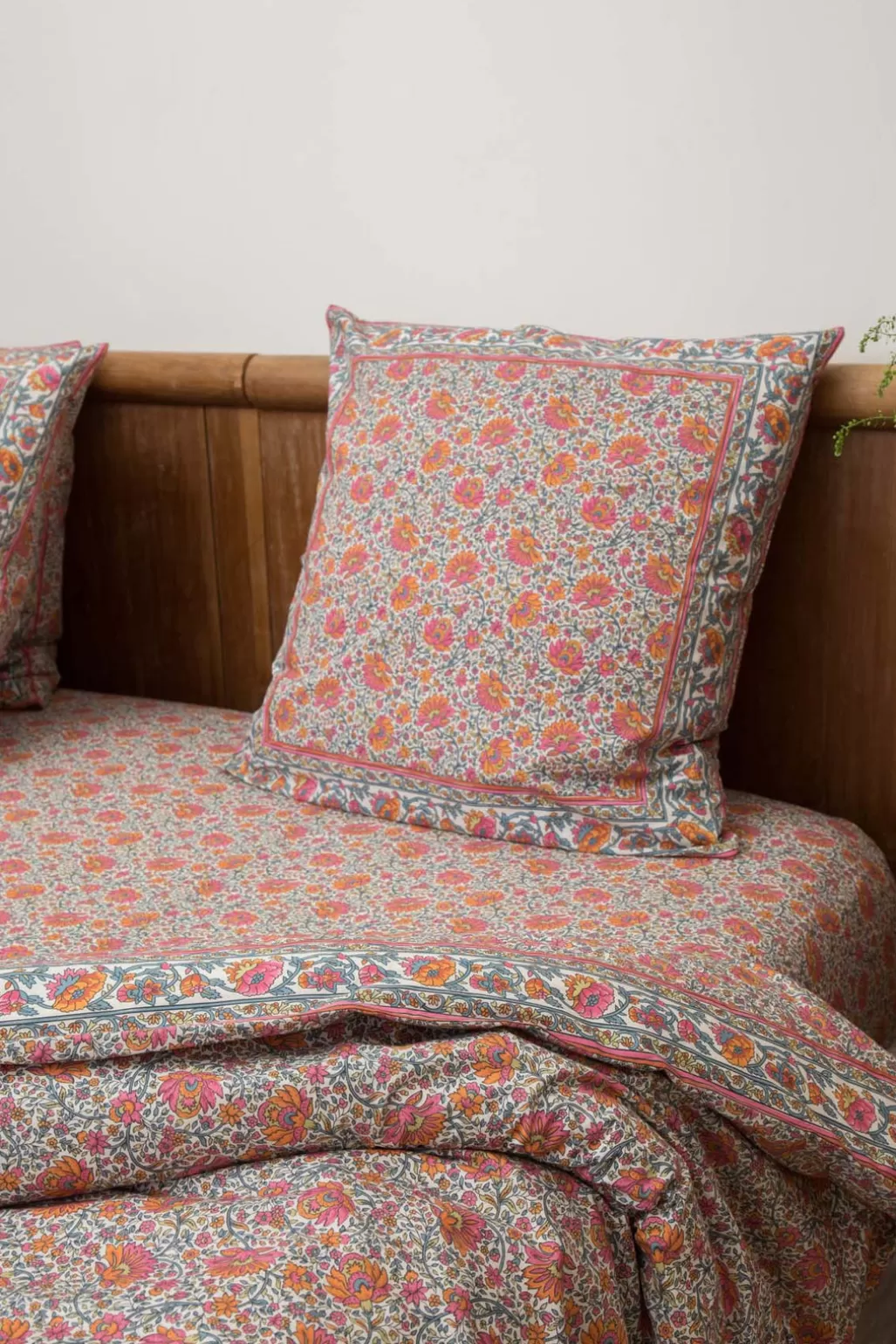 Louise Misha Drap Housse Nicole Ivory Winter Garden Outlet