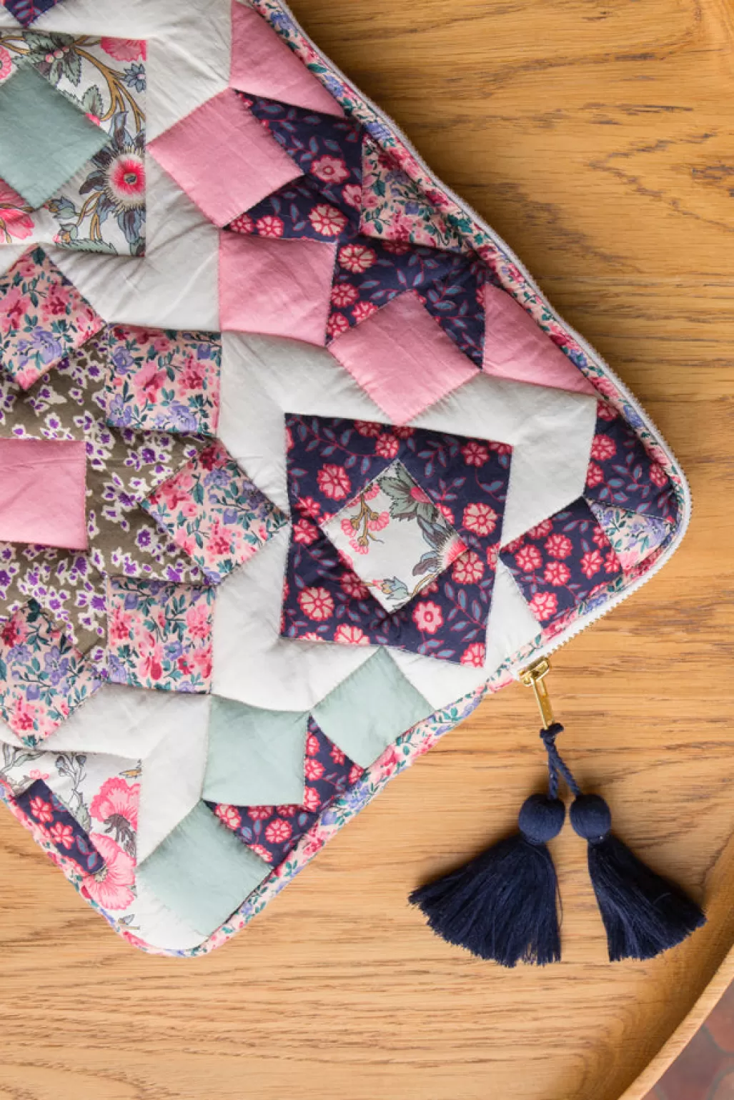 Louise Misha Housse d'Ordinateur Hoa star patchwork Cheap