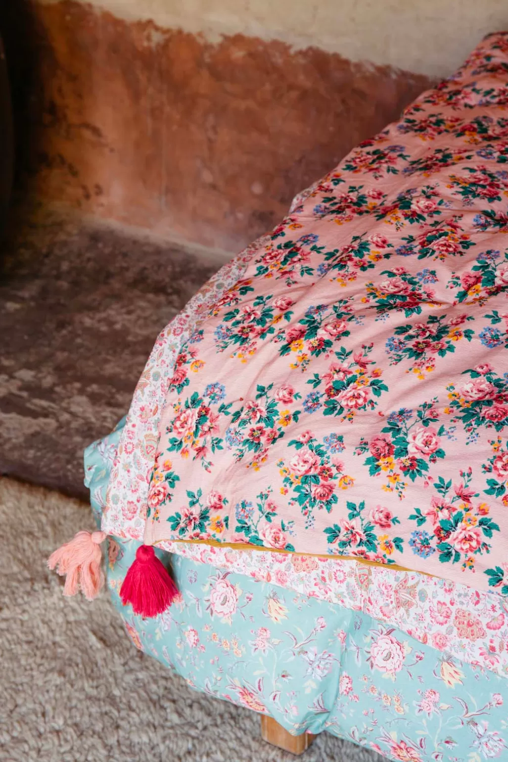 Louise Misha Plaid Enoha Pink Seylan Flowers Online