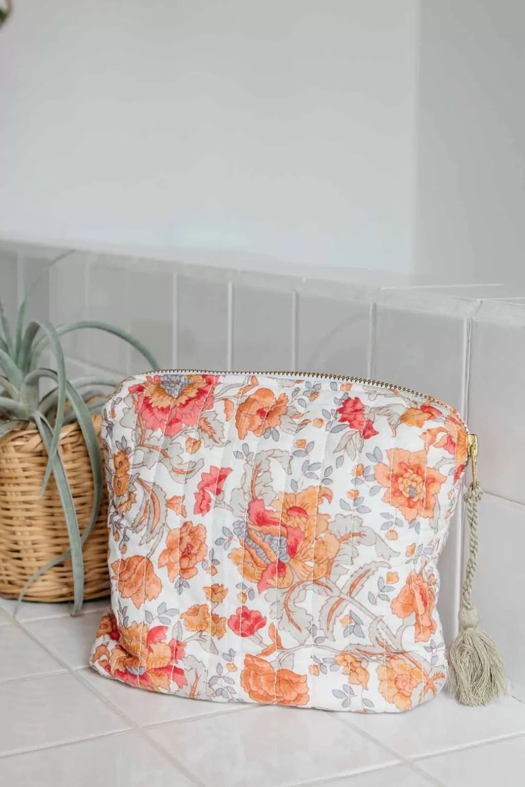 Louise Misha Pochette Teiki Rainbow Flowers Cheap