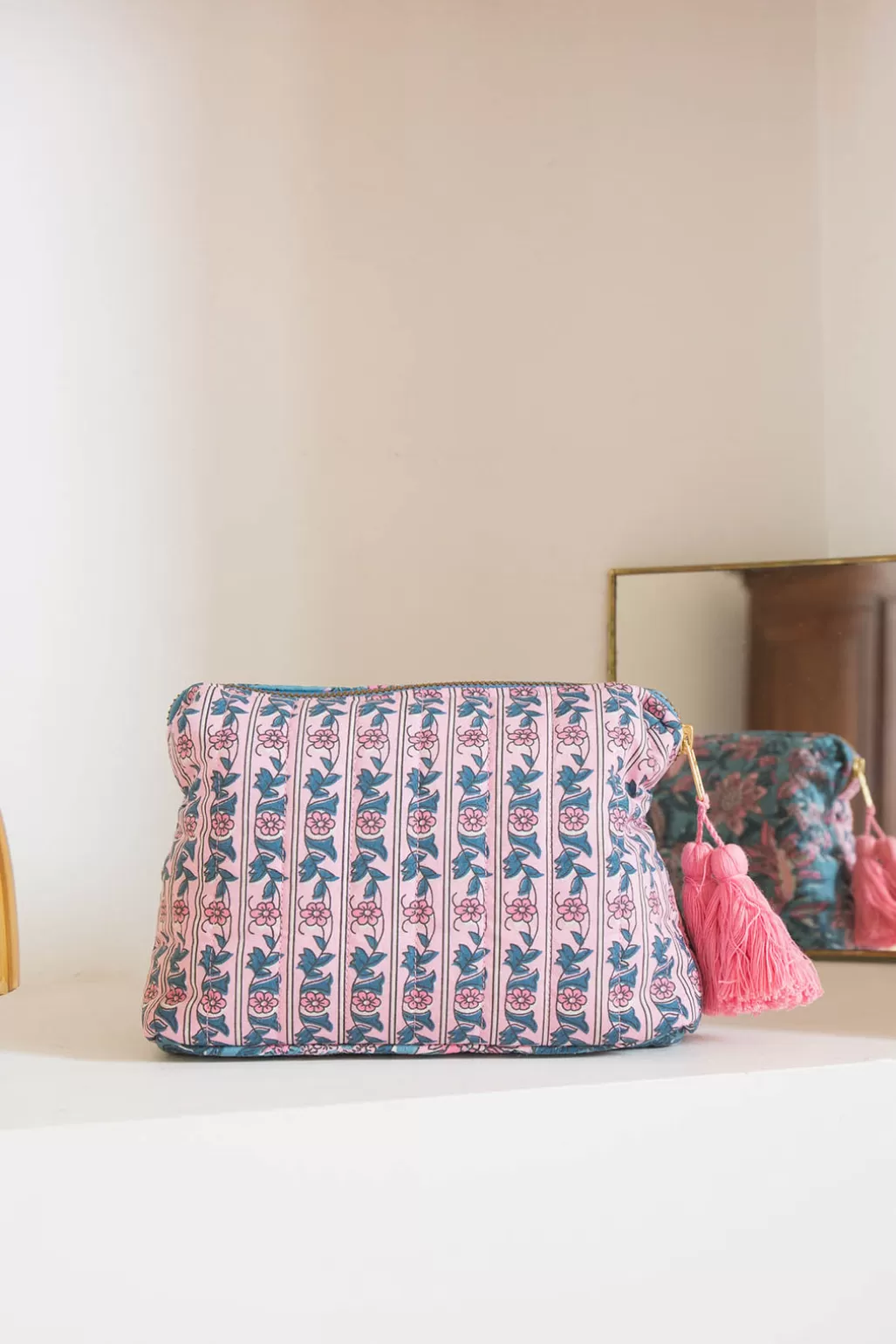 Louise Misha Pochette Teiki Teal Garden Of Eden Store