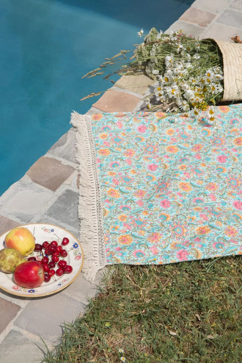 Louise Misha Serviette De Plage Lana Water River Flowers Hot