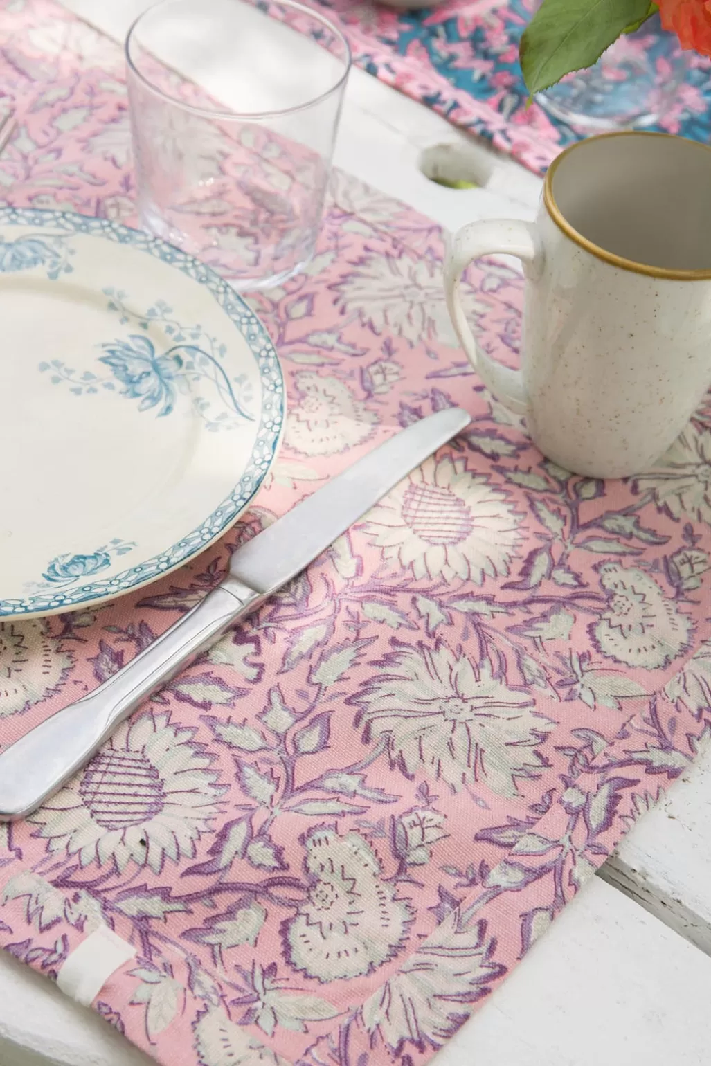 sets_de_table_carlitta__lot_de__2.webp Louise Misha Sets De Table Carlitta - Lot de 2 Pink Daisy Garden Clearance