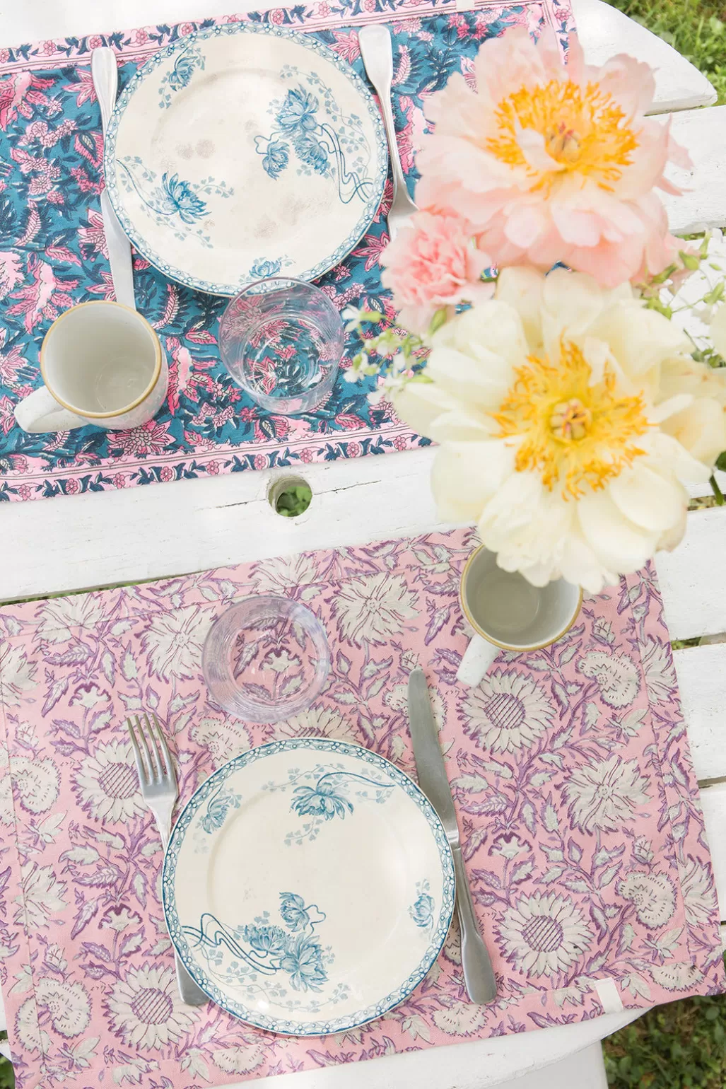 sets_de_table_carlitta__lot_de__3.webp Louise Misha Sets De Table Carlitta - Lot de 2 Pink Daisy Garden Clearance